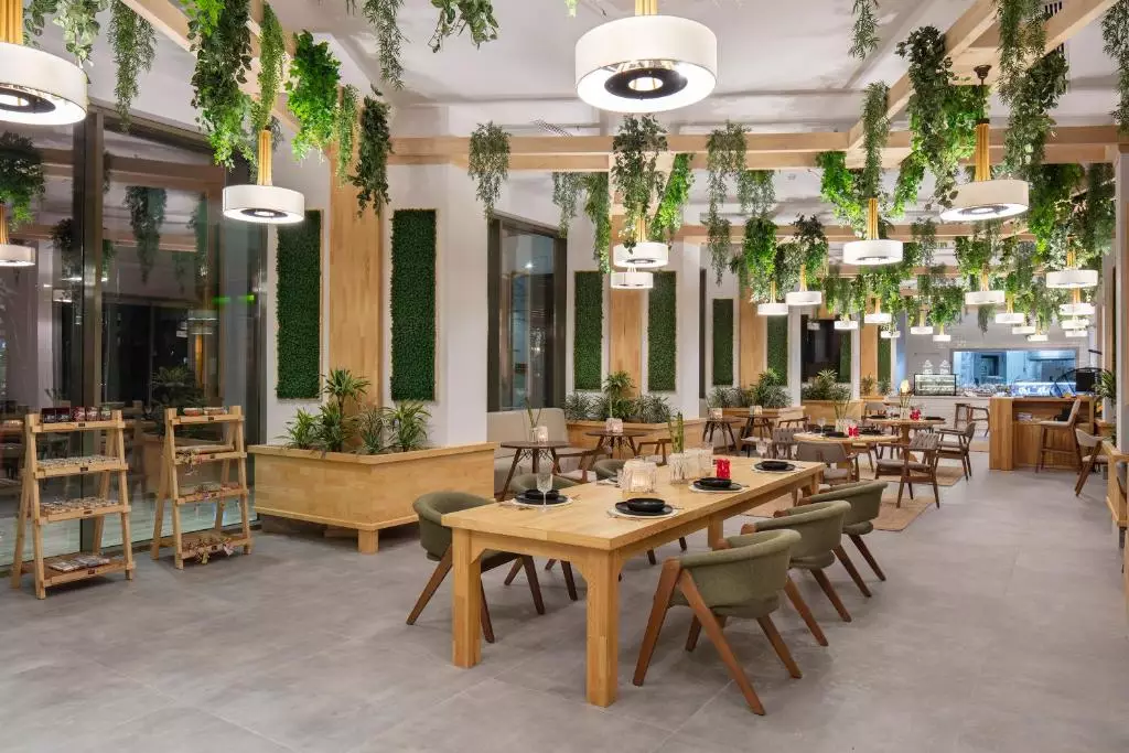 Nirvana Cosmopolitan Hotel